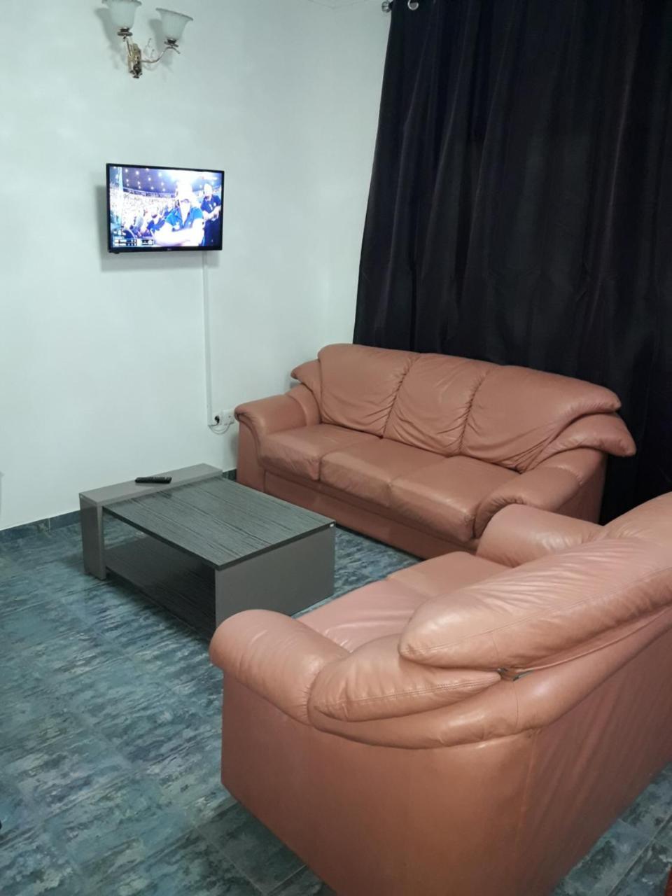 Hotel La Couronne Rw Yaoundé Kültér fotó