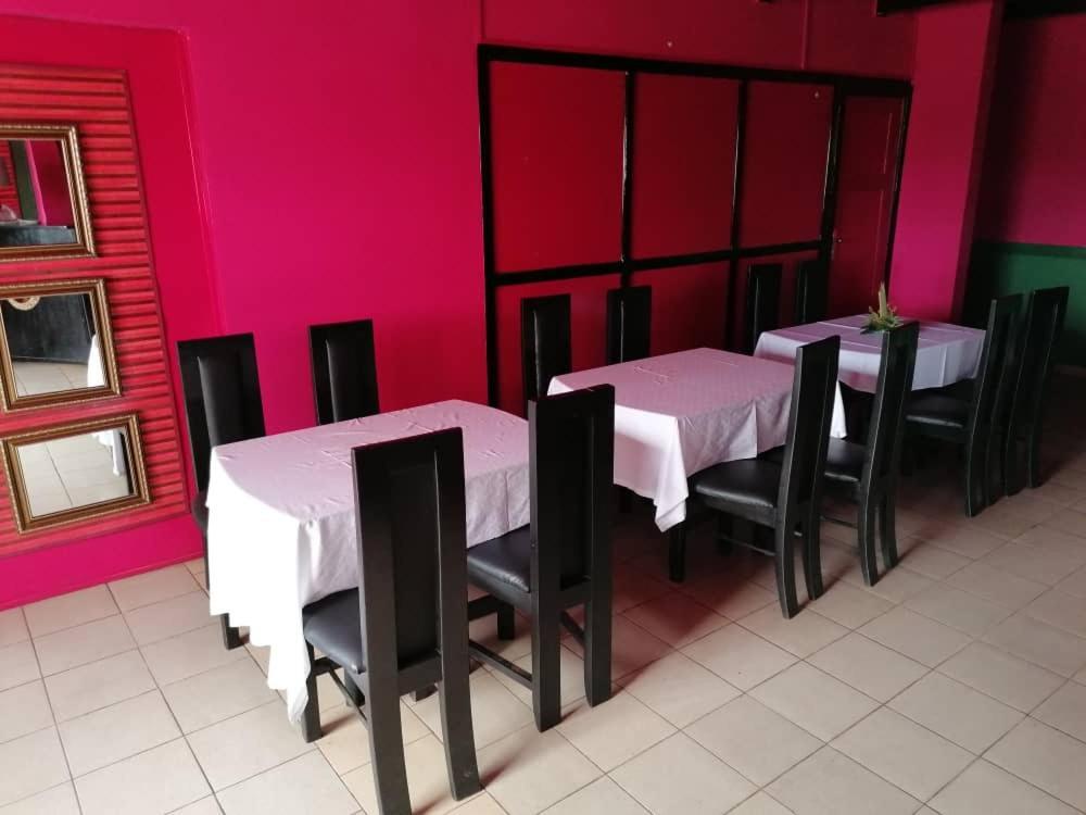 Hotel La Couronne Rw Yaoundé Kültér fotó